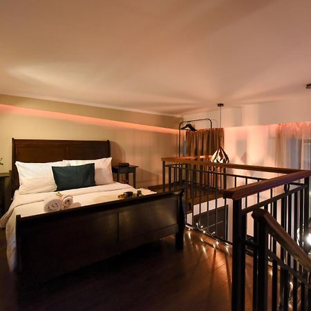Central Comfort - Duplex-Style Studios On Regina Elisabeta ブカレスト エクステリア 写真