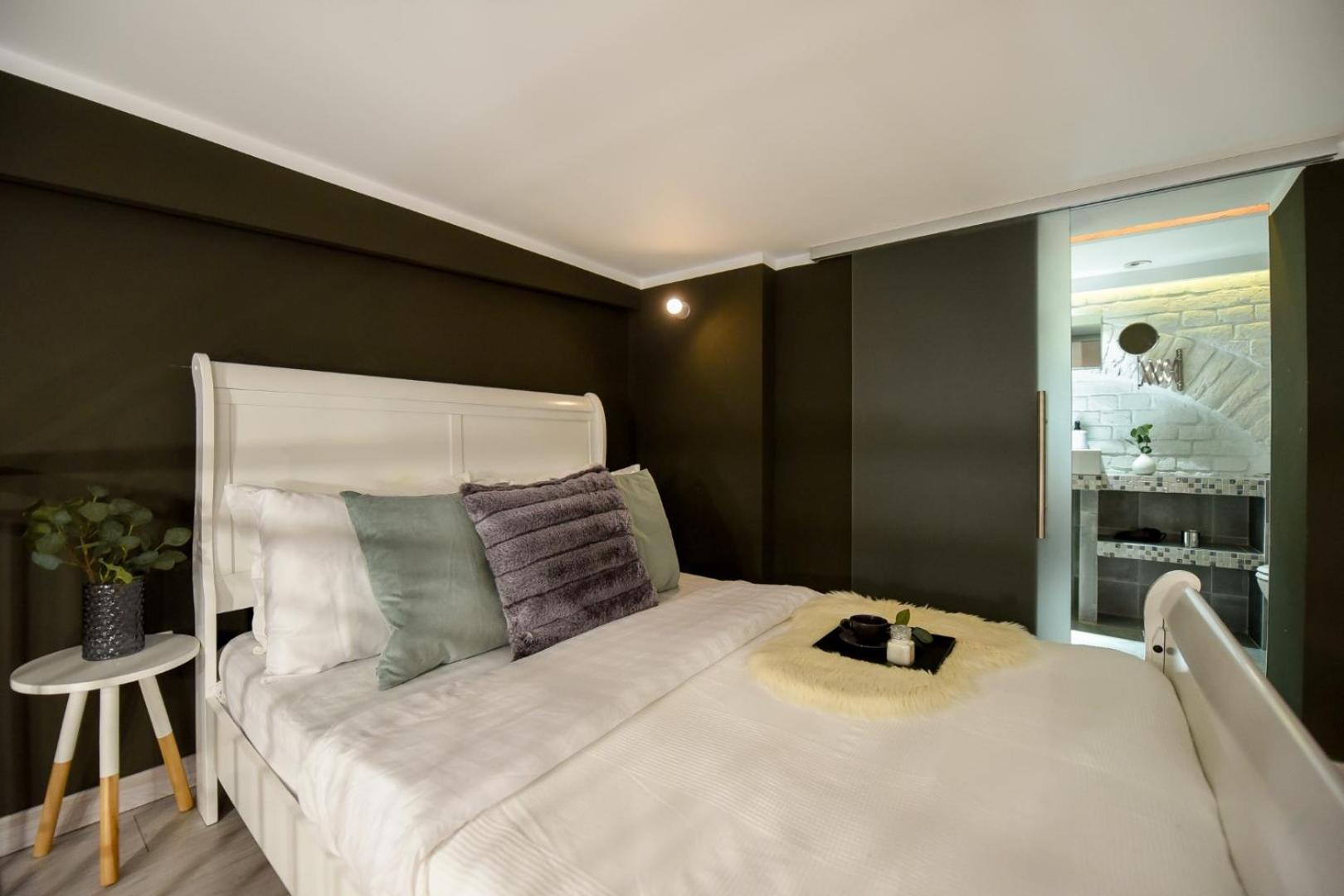 Central Comfort - Duplex-Style Studios On Regina Elisabeta ブカレスト 部屋 写真