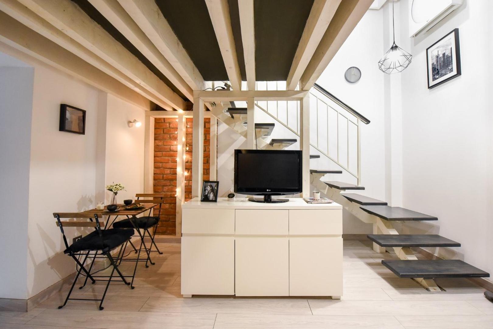 Central Comfort - Duplex-Style Studios On Regina Elisabeta ブカレスト 部屋 写真